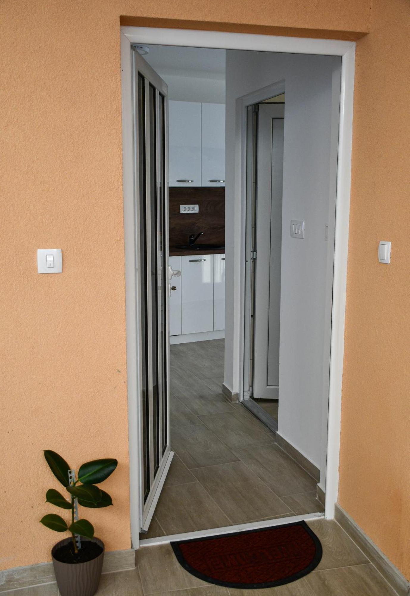 Raj Apartment Kotor Exterior photo