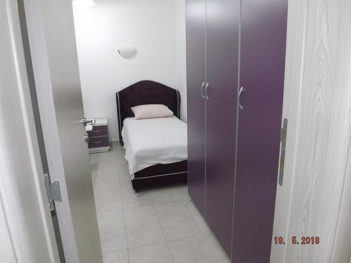 Raj Apartment Kotor Exterior photo